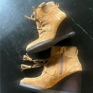 Franco Sarto Suede Wedge Bootie SZ 6.5